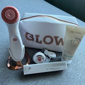 Nu Skin set! Device and creams! Brand new!